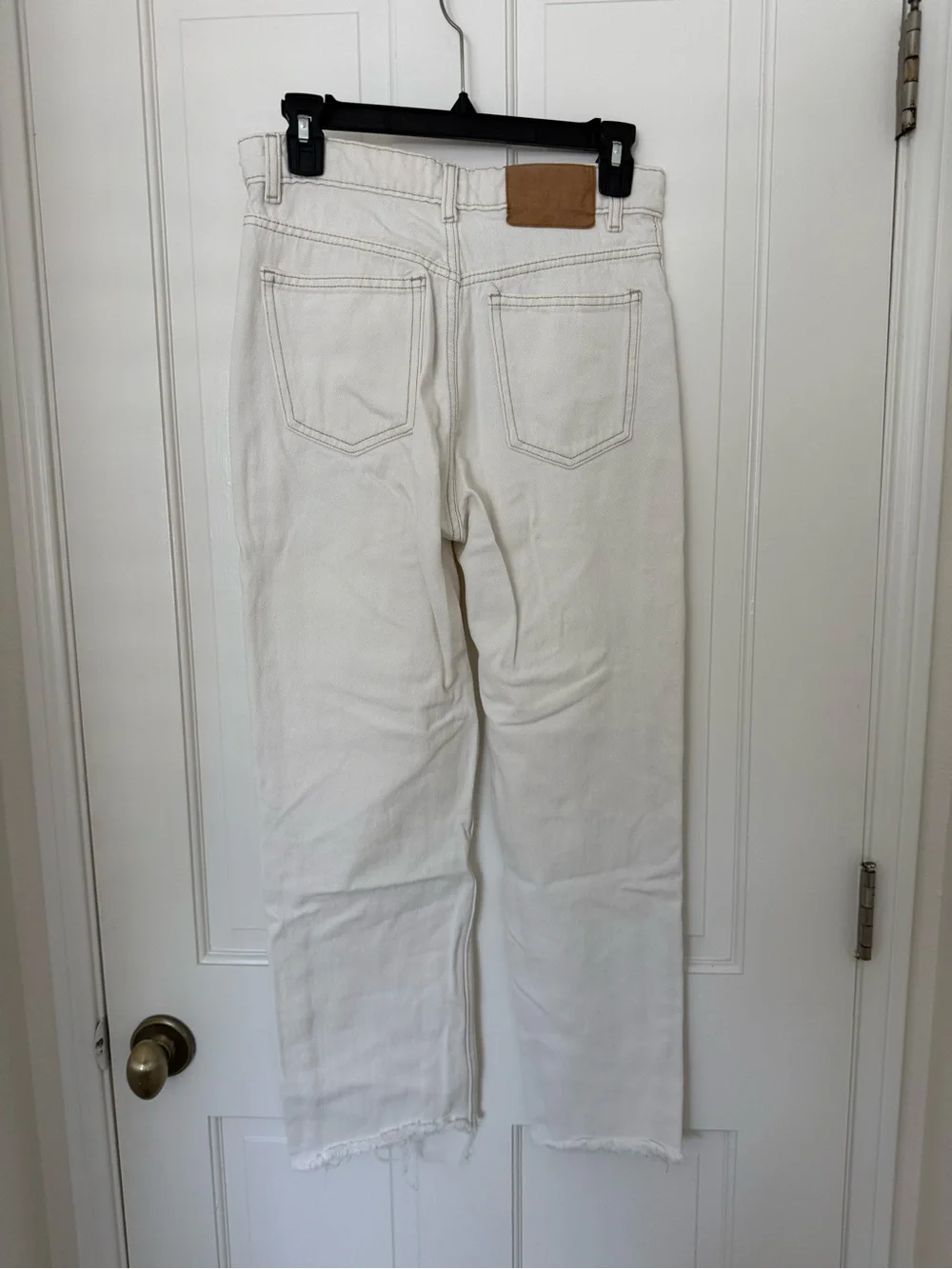 Zara Off-White Ankle Crop Button-Fly Jeans